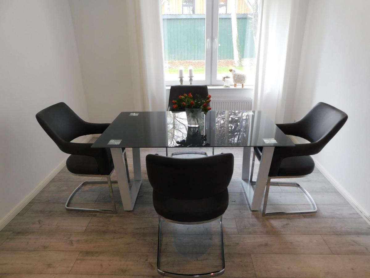 Hafenkieker Apartment Greetsiel Bagian luar foto